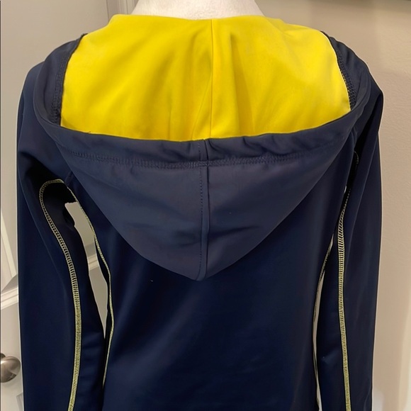 University of Michigan Colosseum Pullover Hoodie Sweater Maize & Blue V-Neck - Picture 5 of 14